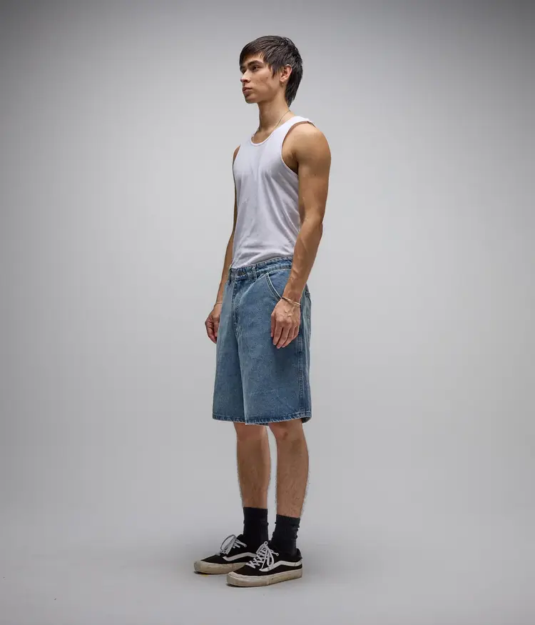 FORMER REYNOLDS 21" DENIM WALKSHORT // MID BLUE