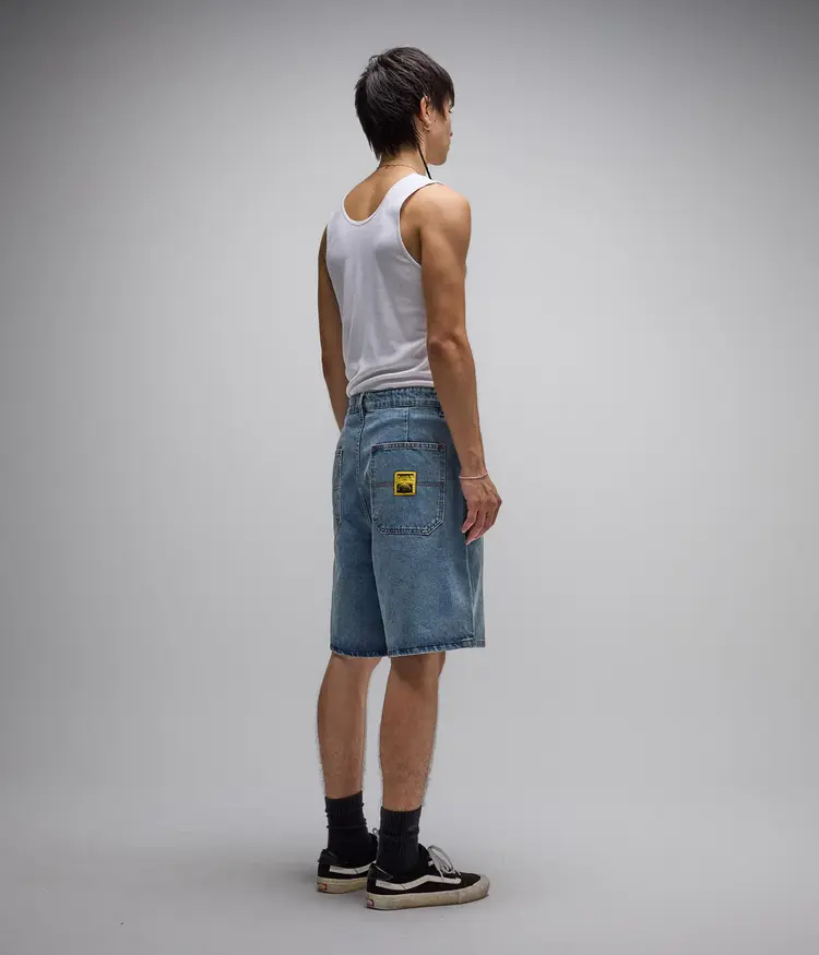 FORMER REYNOLDS 21" DENIM WALKSHORT // MID BLUE