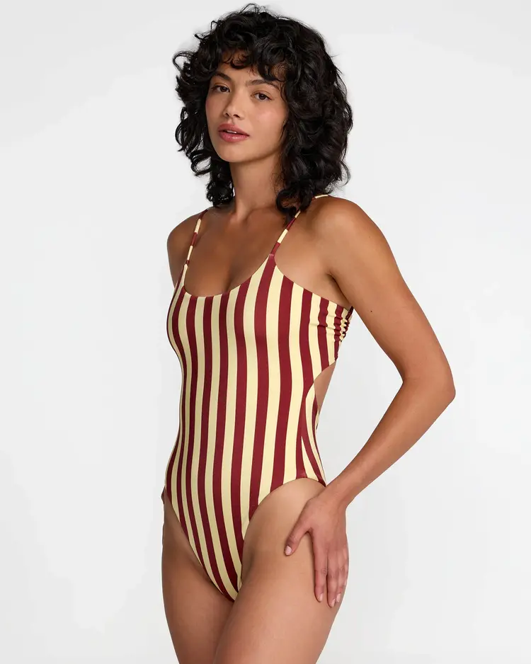 RVCA LEON BASIC SCOOP ONE PIECE SWIMSUIT