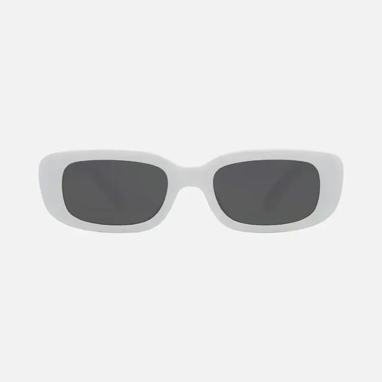 CARVE EYEWEAR LIZBETH - GLOSS WHITE WITH GRAY LENS