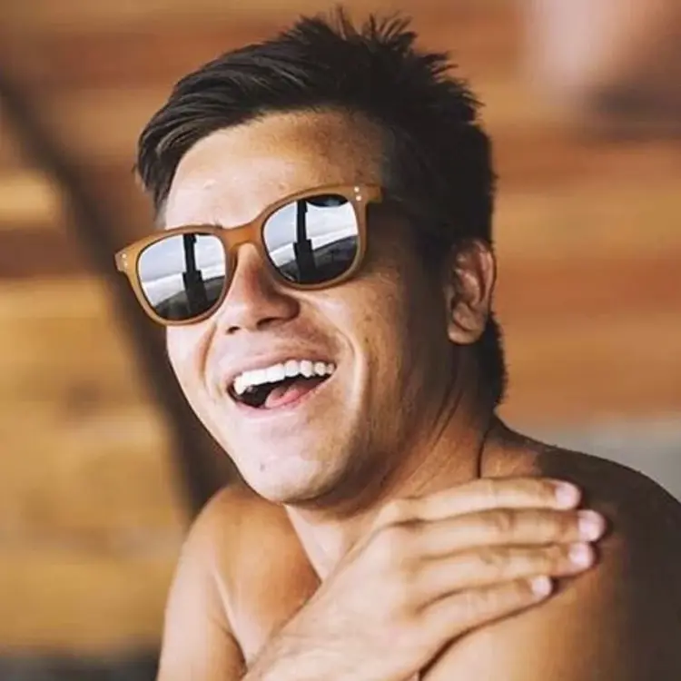 CARVE EYEWEAR HOMELAND - MATTE HONEY WITH GREEN POLARIZED LENS