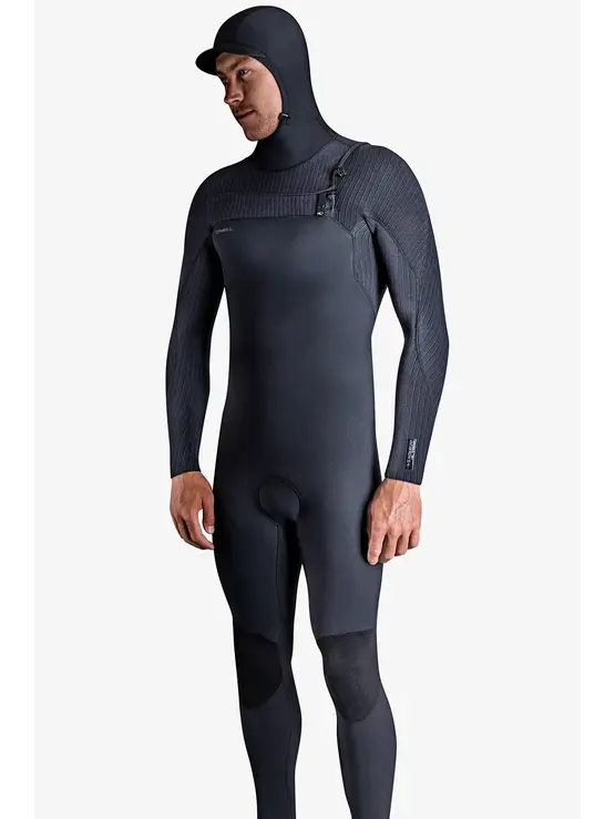 O'NEILL Hyperfreak 4/3mm+ Chest Zip Full Wetsuit W/ Hood