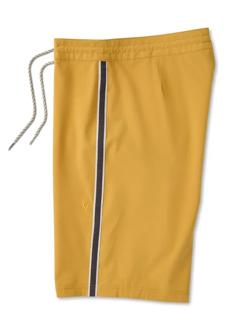 VISSLA LONG SETS 21" BOARDSHORT
