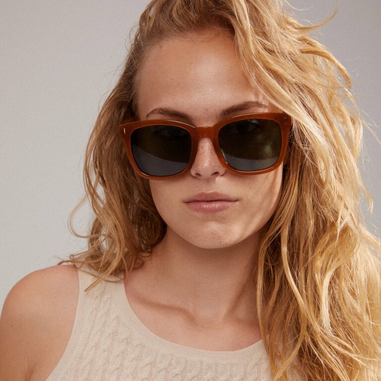 PILGRIM No changes can be made to this order (browse mode)LUNETTES DE SOLEIL KATYA - CARAMEL BROWN