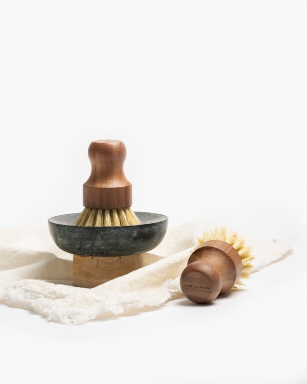 LA BELLE EXCUSE BROSSE À RÉCURER EN BOIS