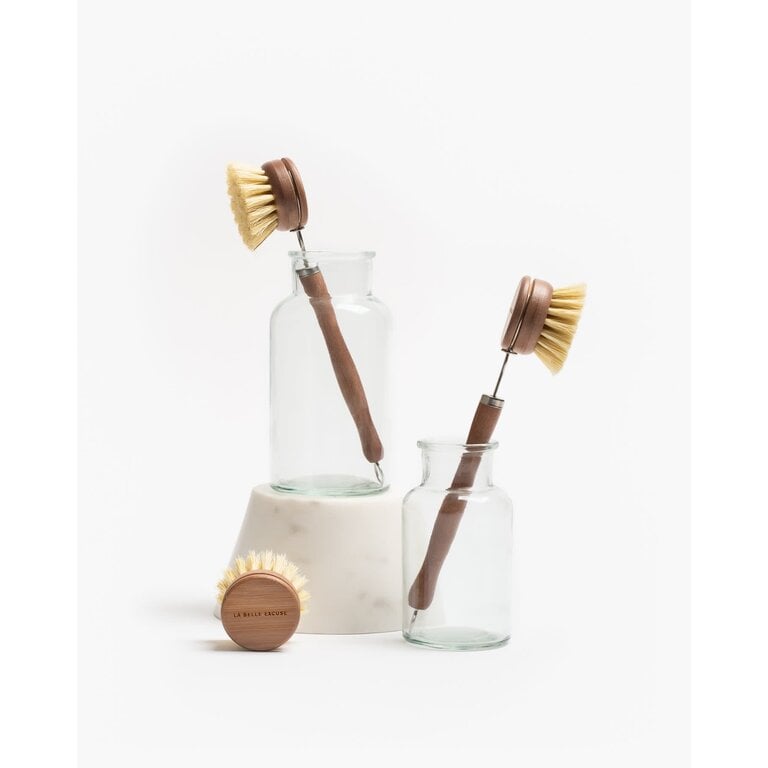 LA BELLE EXCUSE WOODEN DISH BRUSH WITH HANDLE