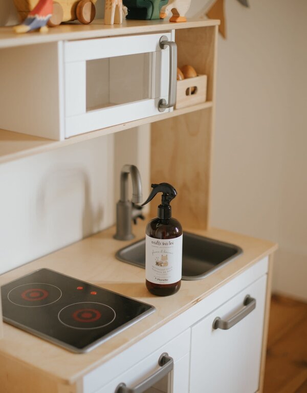 PLUME ET DOUCEUR NETTOYANT POUR SURFACE EN BOIS