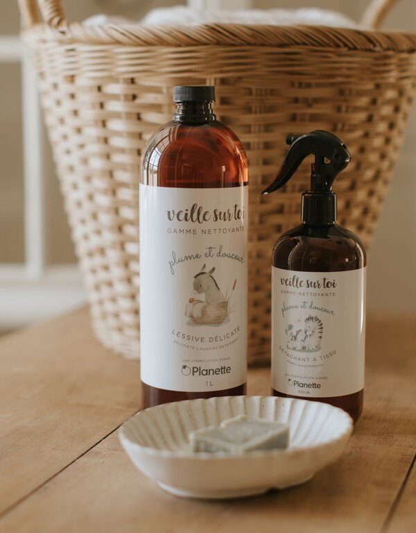 PLUME ET DOUCEUR DÉTACHANT À TISSU