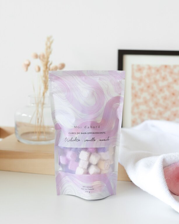 MOI D'ABORD CUBES DE BAIN EFFERVESCENTS - ORCHIDÉE, VANILLE & AMANDE