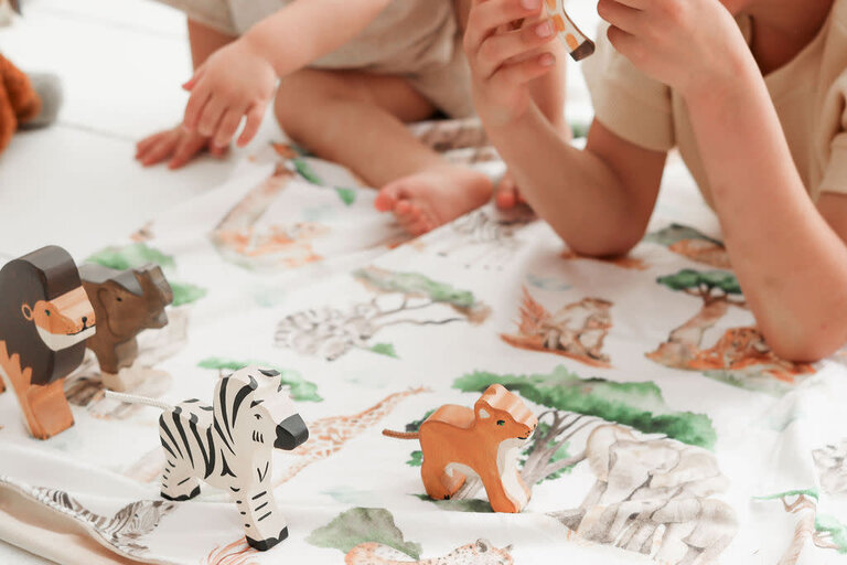 VEILLE SUR TOI MA TRÈS P'TITE COUVERTE - AU COEUR DE LA SAVANE - MINI