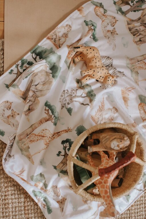 VEILLE SUR TOI MA TRÈS P'TITE COUVERTE - AU COEUR DE LA SAVANE - MINI