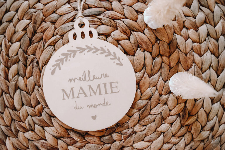 MÖMY ORNEMENT DE NOËL - MEILLEURE MAMIE