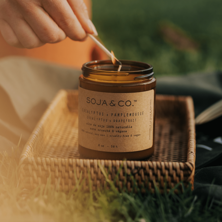 SOJA & CO. CHANDELLE - EUCALYPTUS + PAMPLEMOUSSE