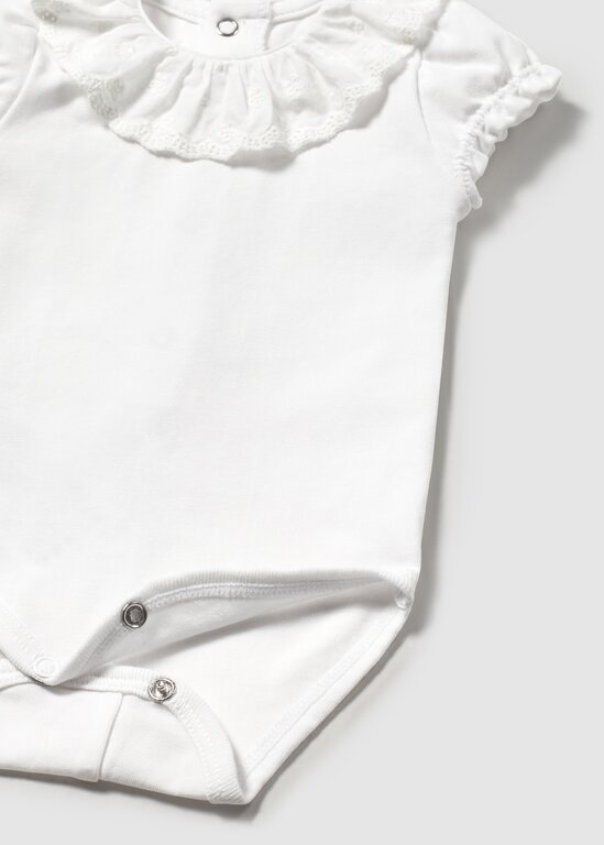MAYORAL CACHE-COUCHE AVEC COL BRODERIE ANGLAISE - BLANC
