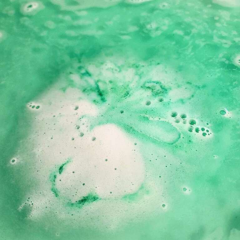 LA FABRIK BOMBE DE BAIN SPHÈRE - EUCALYPTUS