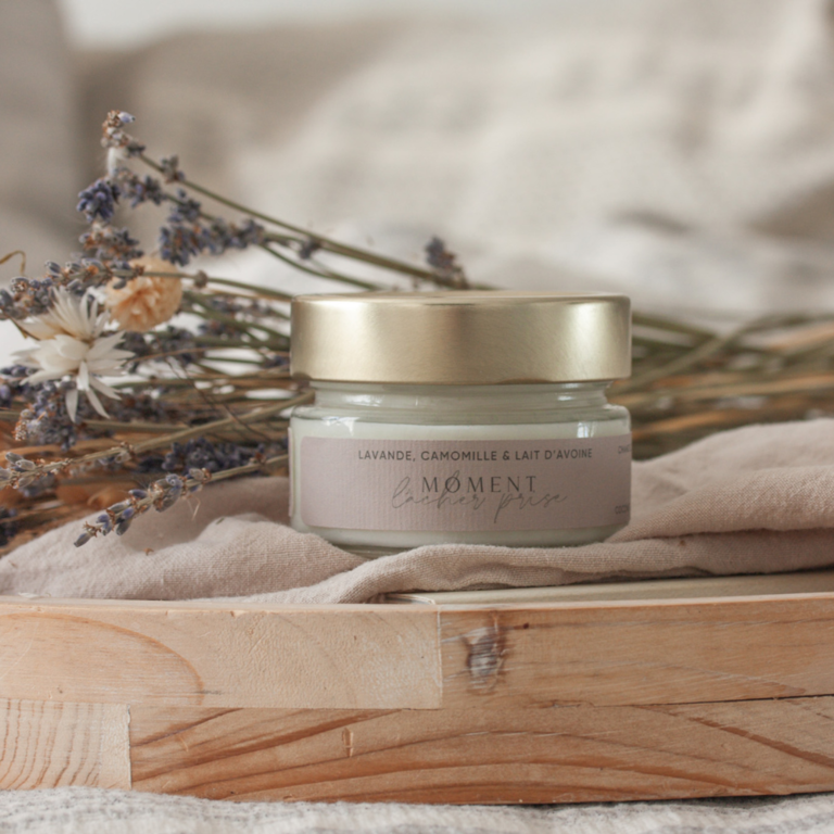 LOVLI CHANDELLE MOMENT LÂCHER PRISE - LAVANDE, CAMOMILLE & LAIT D'AVOINE