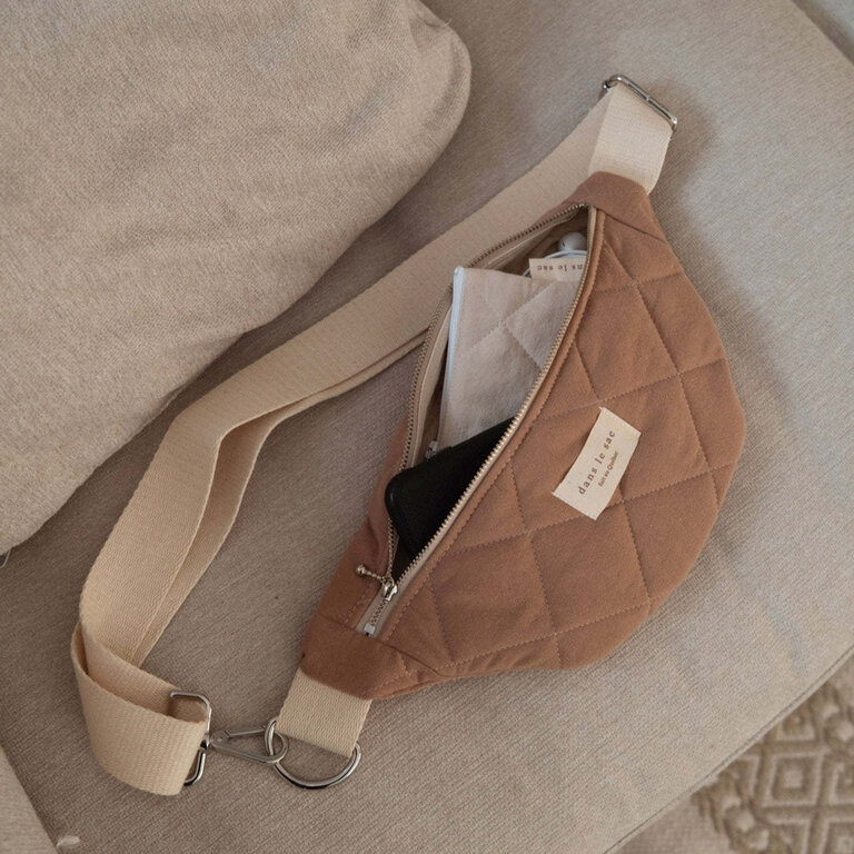 DANS LE SAC SAC BANANE MATELASSÉ - TAN
