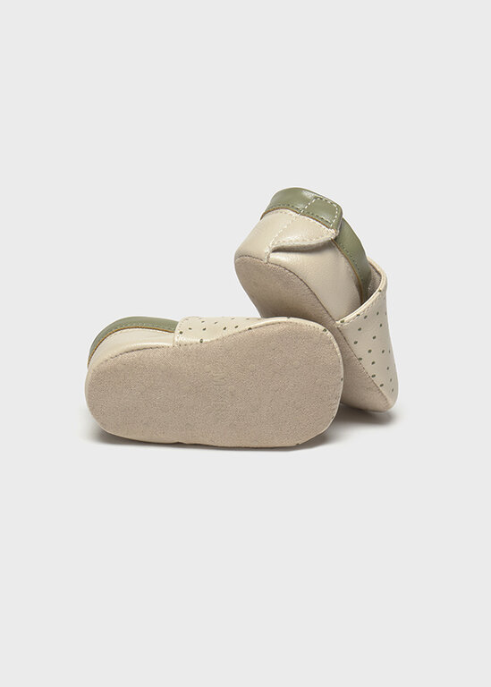 CHAUSSONS SIMILICUIR - SOJA