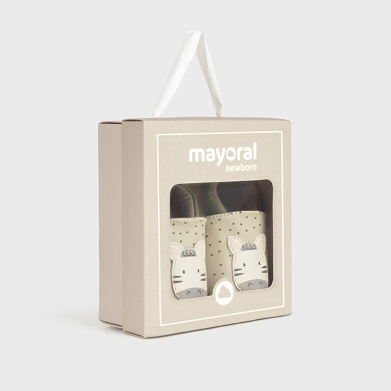 MAYORAL CHAUSSONS SIMILICUIR - SOJA