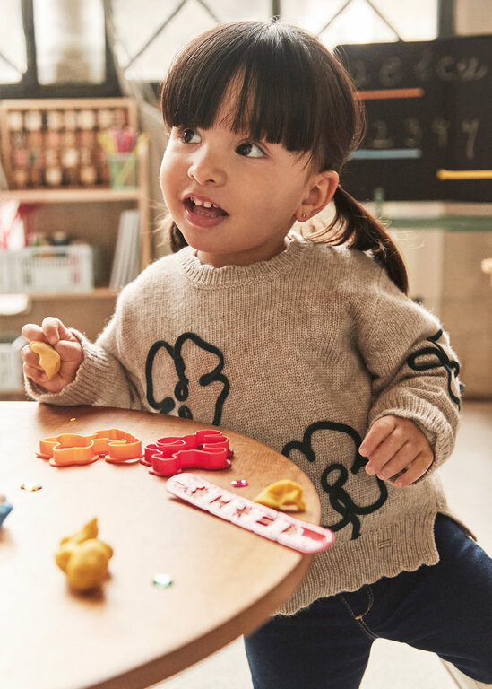 MAYORAL PULL AVEC DÉTAILS DE FLEURS MARINE - BEIGE