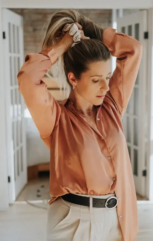 SOHA CHOUCHOU EN SATIN - CHAMPAGNE