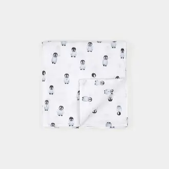 PETIT LEM COUVERTURE EN MOUSSELINE A IMPRIMÉ DE BÉBÉ PINGOUIN