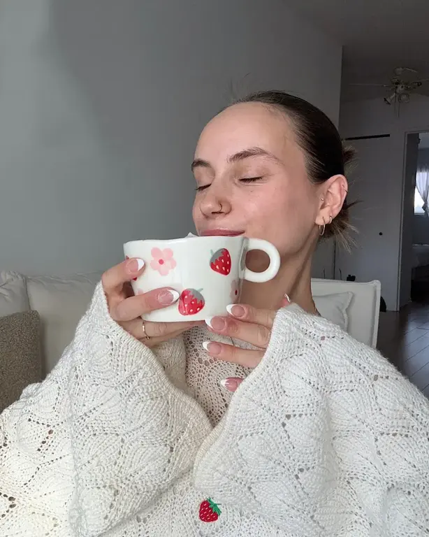 MOI D'ABORD MOI D'ABORD - TASSE - FRAISIA