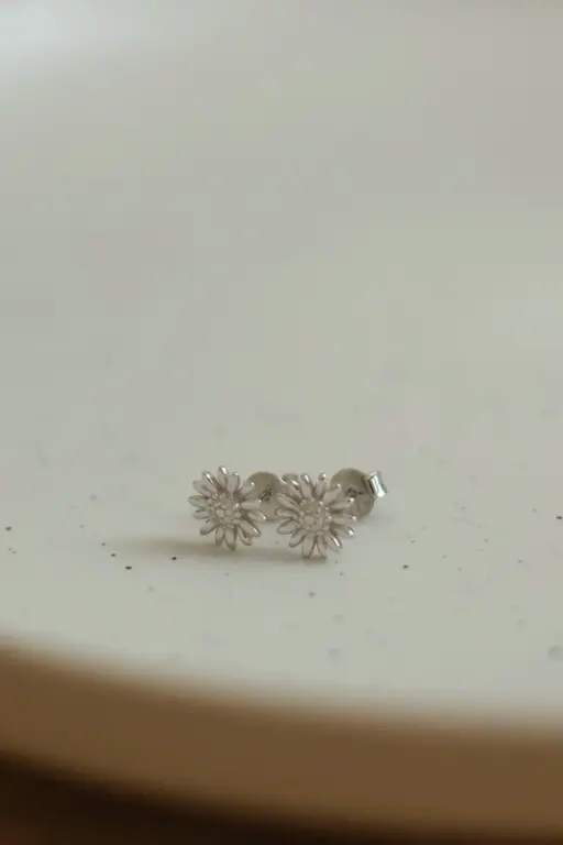 SOHA BOUCLES D'OREILLES DAISY - ARGENT