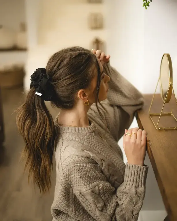 SOHA CHOUCHOU TEXTURÉ OVERSIZE - NOIR