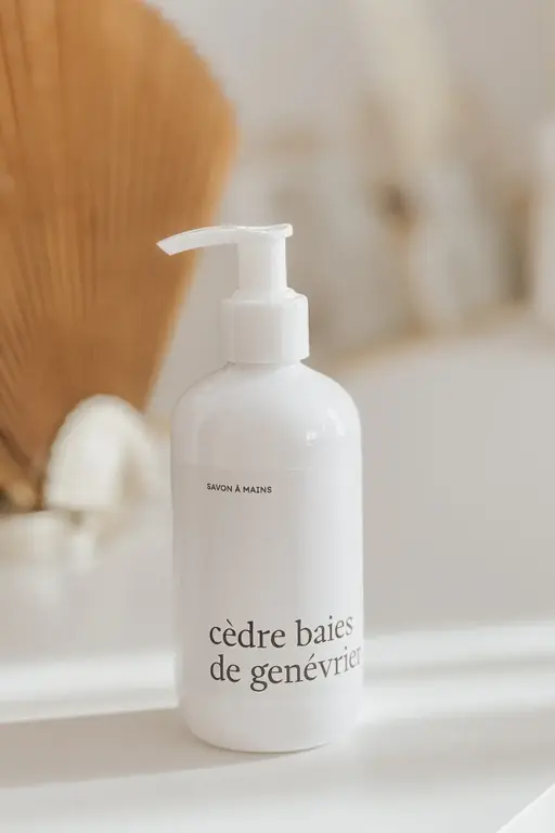 MARÉE CHANDELLE MARÉE - SAVON À MAINS -  CÈDRE BAIES DE GENÉVRIER