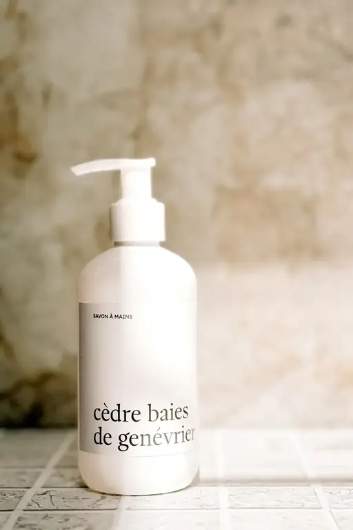 MARÉE CHANDELLE MARÉE - SAVON À MAINS -  CÈDRE BAIES DE GENÉVRIER