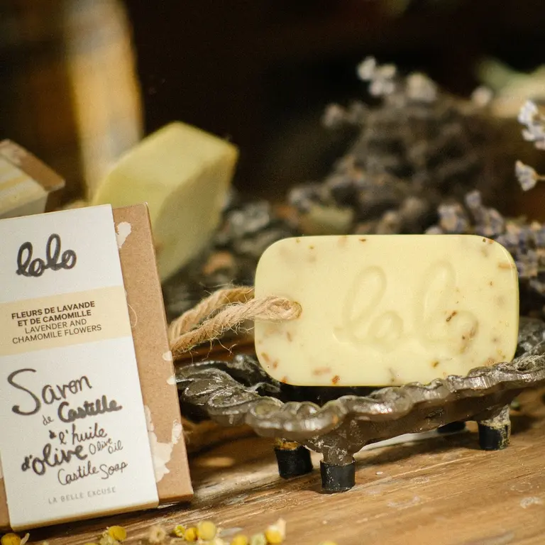 LOLO & MOI SAVON DE CASTILLE À L'HUILE D'OLIVE FLEURS DE LAVANDE ET CAMOMILLE