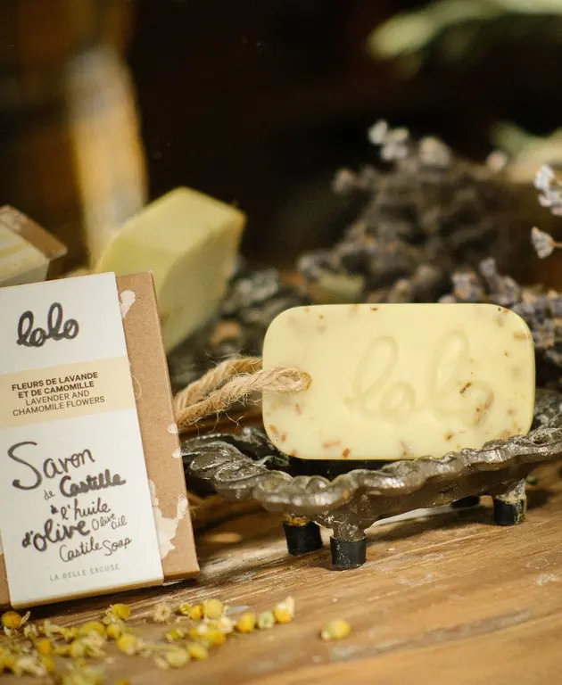 LOLO & MOI SAVON DE CASTILLE À L'HUILE D'OLIVE FLEURS DE LAVANDE ET CAMOMILLE