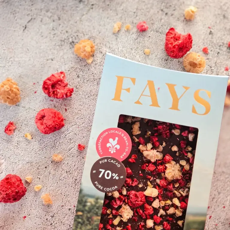 FAYS TERROIR CHOCOLATÉ TABLETTE DE CHOCOLAT NOIR 70% ET DUO DE FRAMBOISES DU QUÉBEC