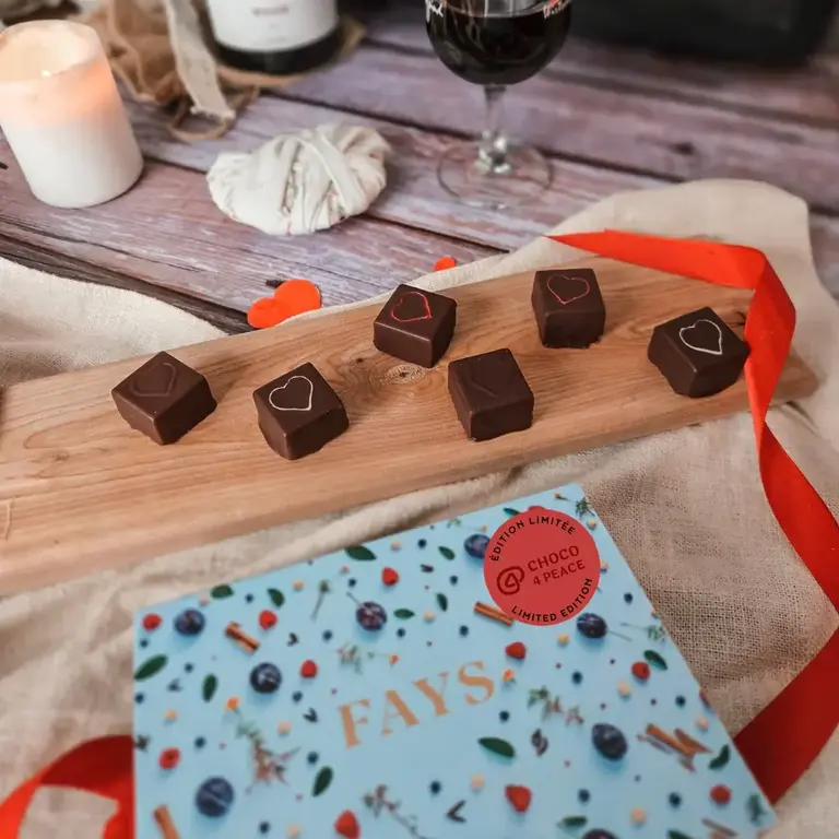 FAYS TERROIR CHOCOLATÉ BOÎTE DE 6 CHOCOLATS FINS - ÉDITION LIMITÉE