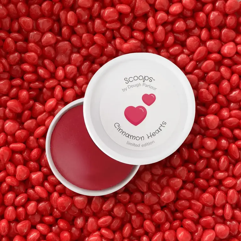 DOUGH PARLOUR PÂTE À MODELER - COEUR À LA CANNELLE