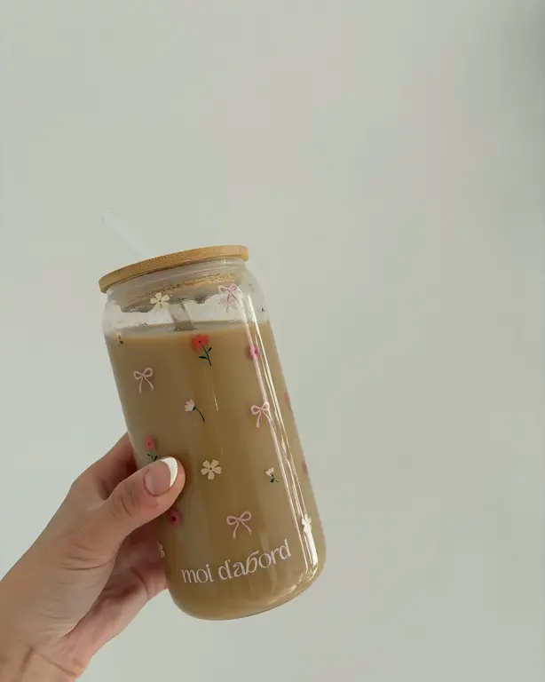 MOI D'ABORD TUMBLER EN VERRE - FLEURS & BOUCLES