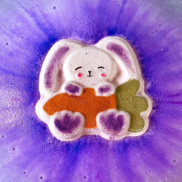 LA FABRIK LA FABRIK - BOMBE DE BAIN SURPRISE - LAPIN CALIN