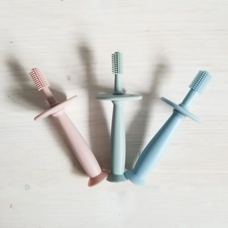 CRÉATION JADE BROSSE À DENTS EN SILICONE