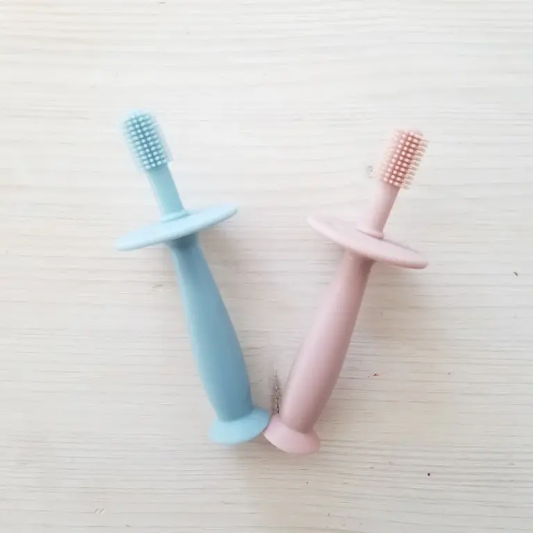 CRÉATION JADE BROSSE À DENTS EN SILICONE