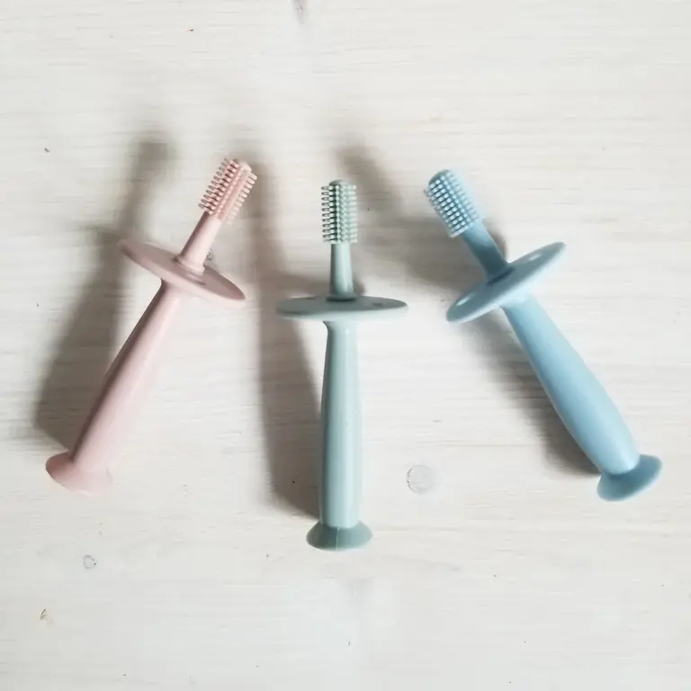 CRÉATION JADE BROSSE À DENTS EN SILICONE