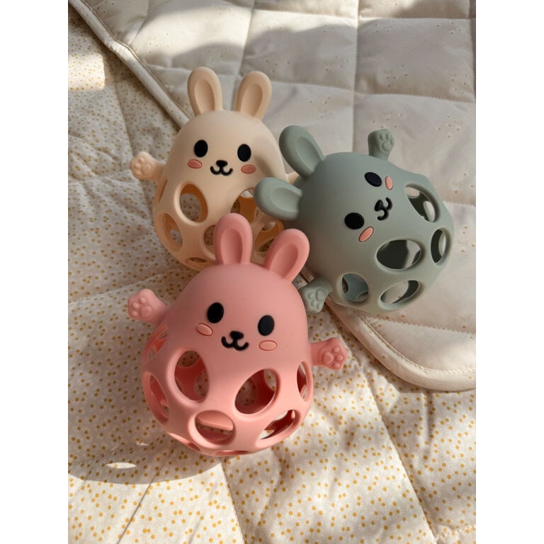 CRÉATION JADE BALLE LAPIN EN SILICONE