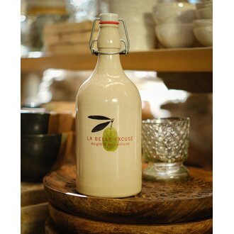 LA BELLE EXCUSE CERAMIC OIL CRUET WITH GREEN EXTRA VIRGIN OLIVE OIL 500ML