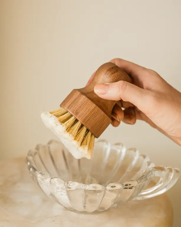 LA BELLE EXCUSE BROSSE À RÉCURER EN BOIS