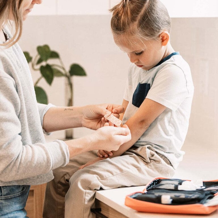 LA PETITE TROUSSE TROUSSE DE PREMIERS SOINS SENTINELLE