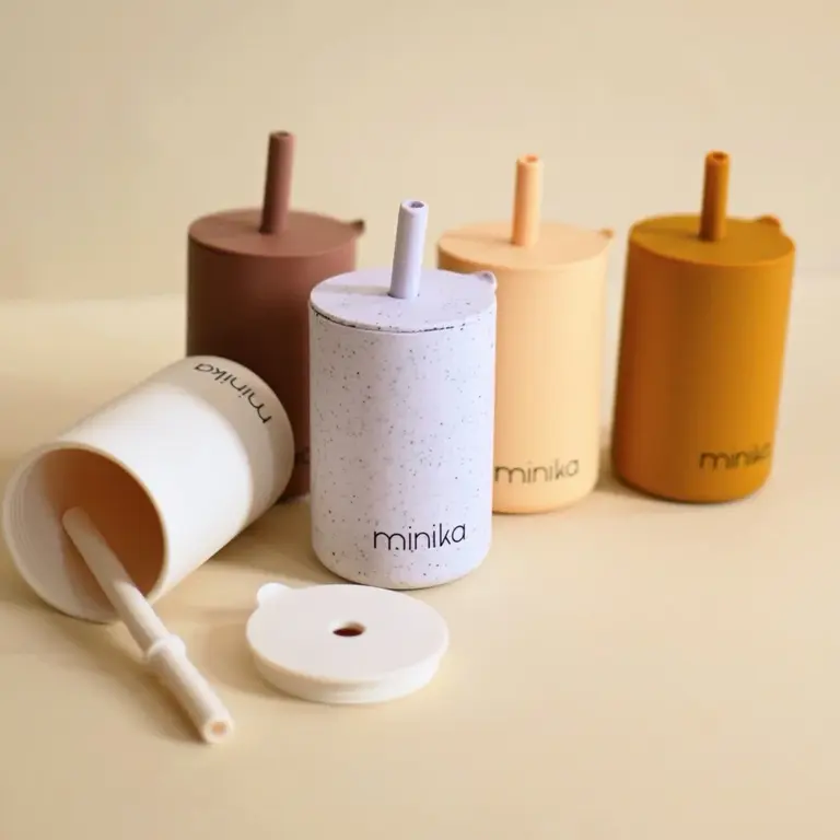 MINIKA MINIKA - VERRE AVEC PAILLE ET COUVERCLE - SORBET