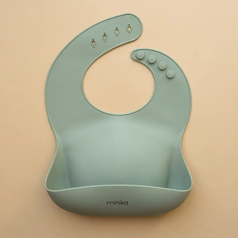 MINIKA BAVETTE EN SILICONE - SAUGE