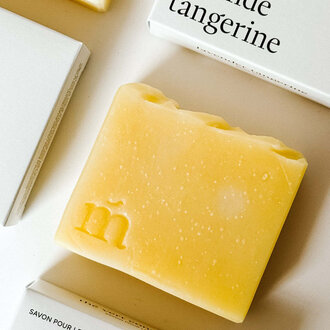 MARÉE CHANDELLE SAVON POUR LE CORPS - LAVANDE ET TANGERINE