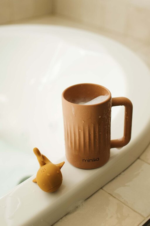 MINIKA MINIKA - TASSE DE RINÇAGE POUR LE BAIN - SHELL