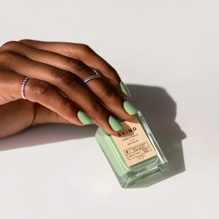 BKIND VERNIS À ONGLES -  MATCHA LATTÉ